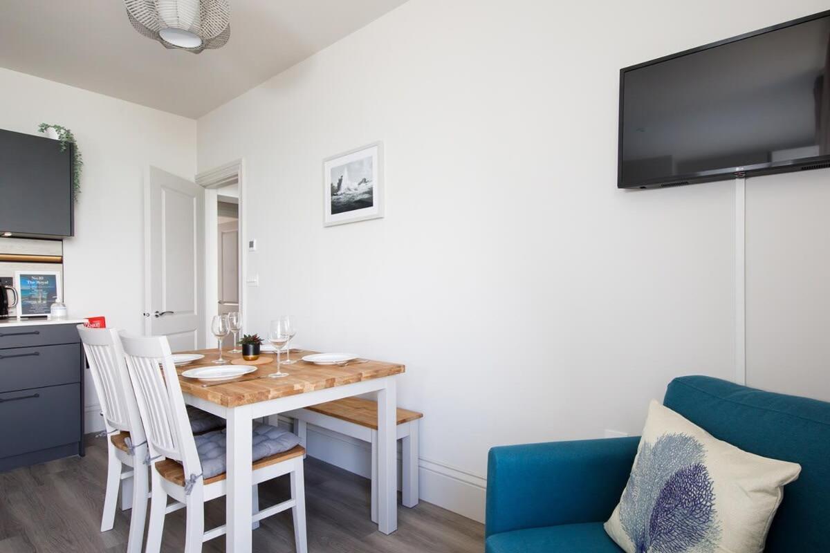 Panoramic Sea Views In Beachfront Apt W Balcony Μπόνορ Ρέτζις Εξωτερικό φωτογραφία